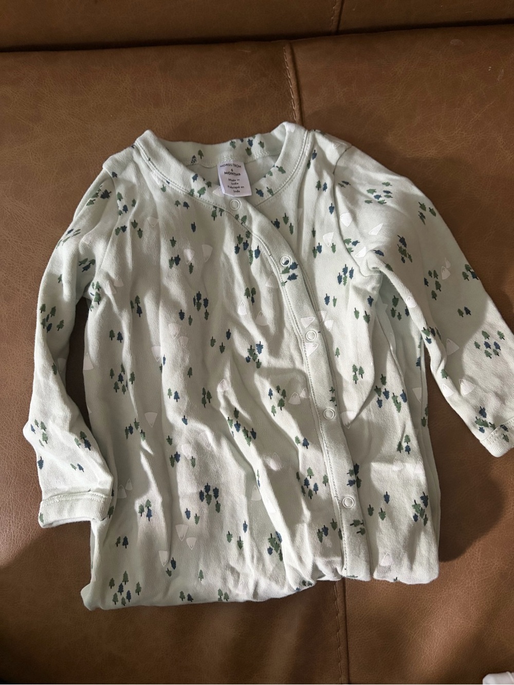 Nordstrom Mint Green Forest-Print Snap Front Top